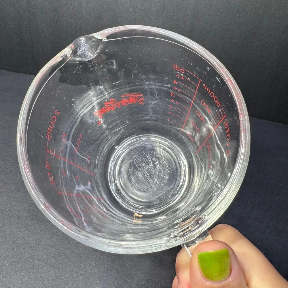 Vintage Anchor Hocking Fire-King 2 Cup Glass Measuring Cup Red Letter‎ D Handle